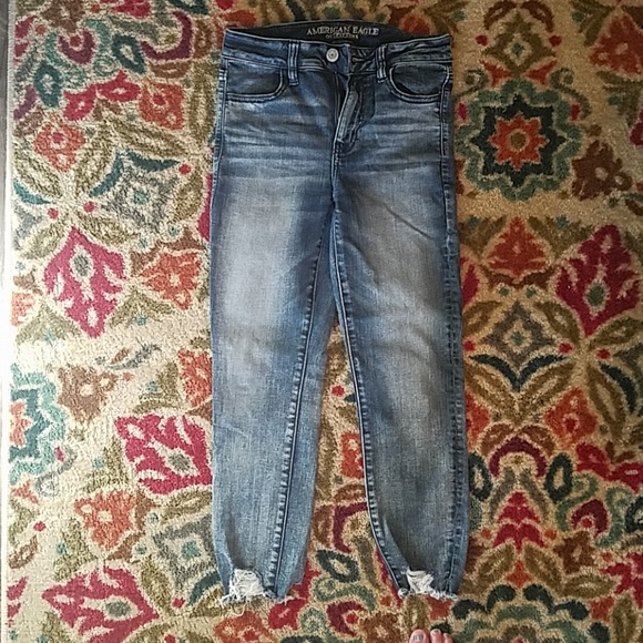 American Eagle crop jeans - Picture 3 of 5